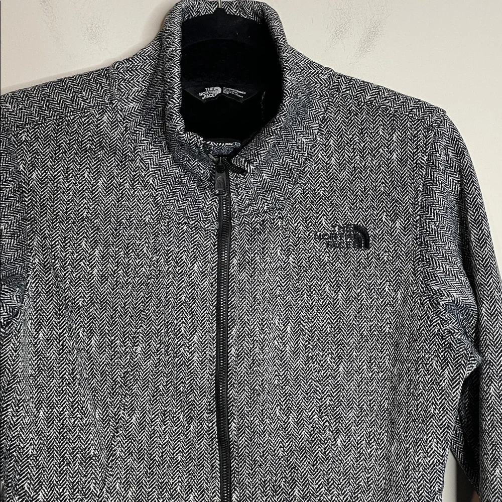 The North Face | Women's Apex Chromium Thermal Full Zip Jacket Size Small